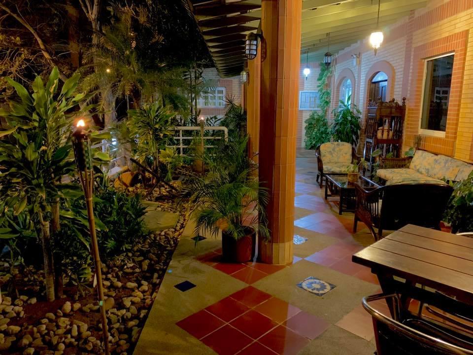 Buenavista Inn 迈克蒂亚 外观 照片